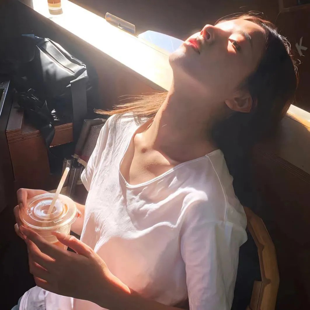 欲女依娃